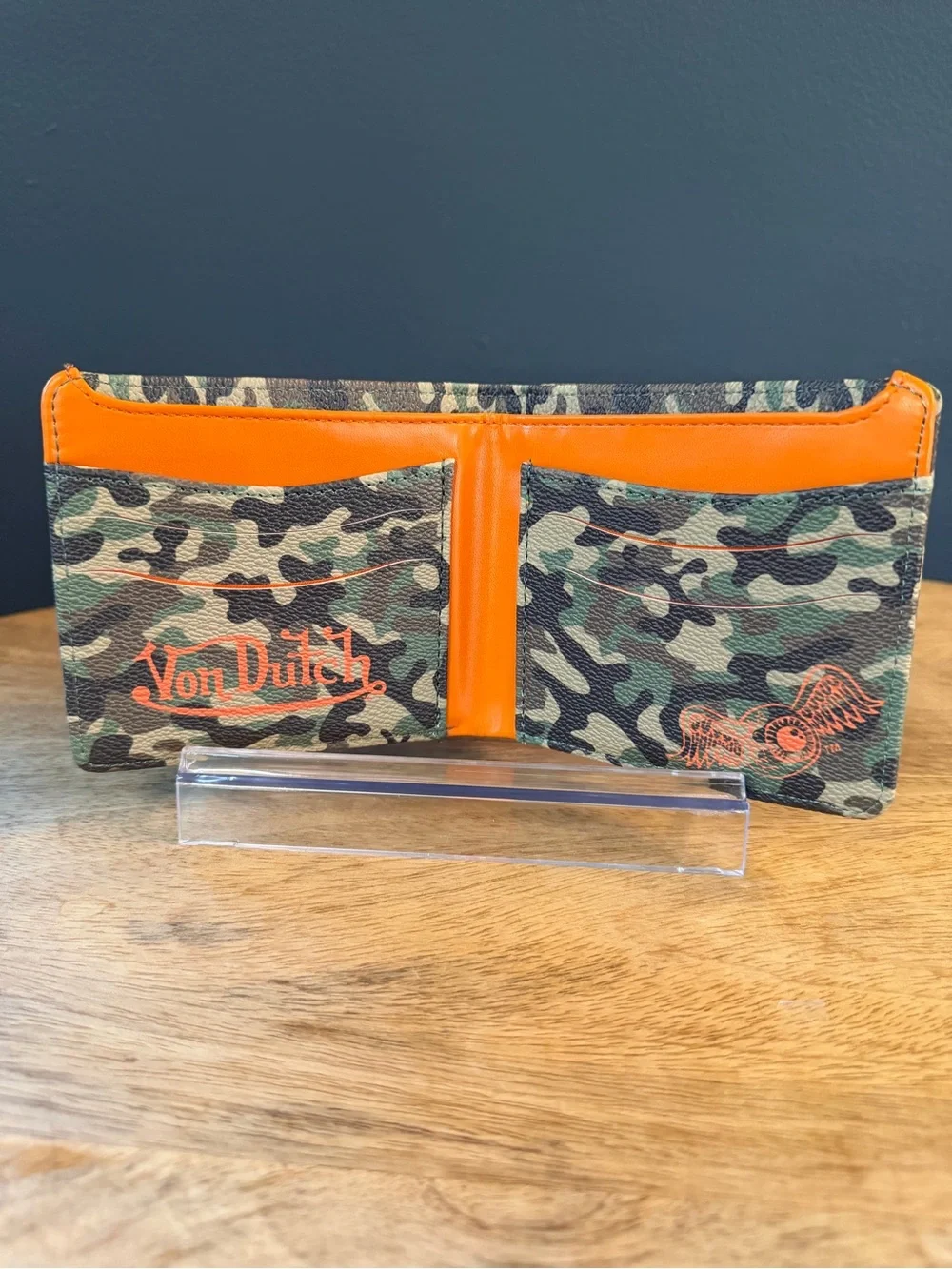Von Dutch von dutch
